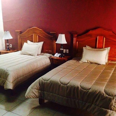 Plaza Vasco Hotel Pátzcuaro Esterno foto
